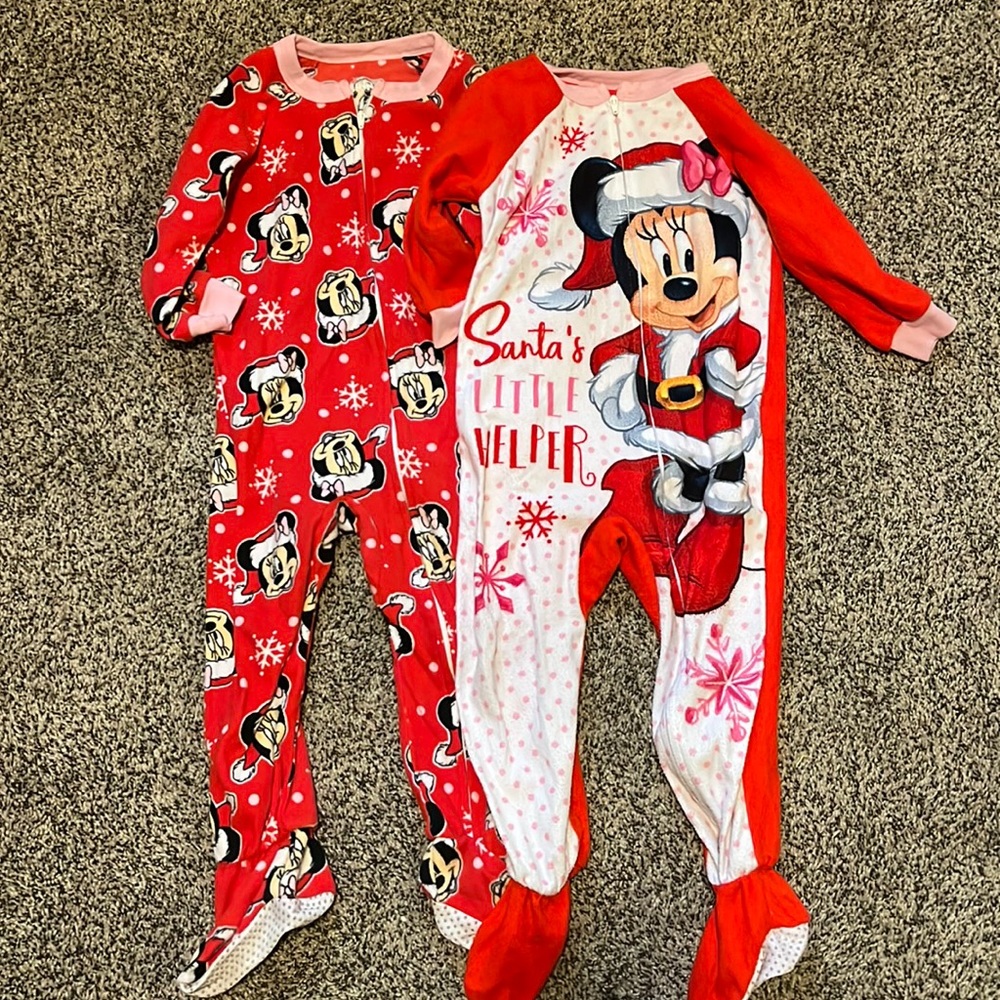 Minnie Mouse pajama bundle